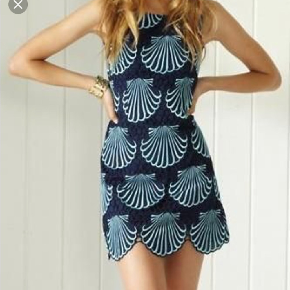 Lilly Pulitzer shift dress! Excellent condition